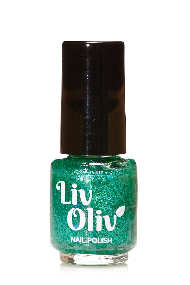 Livoliv cruelty free nail polish turquoise